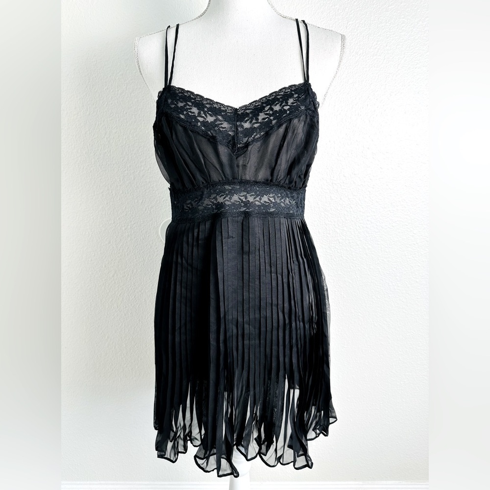 Savage X FENTY Black Lace Baby Doll Lingerie Size Large